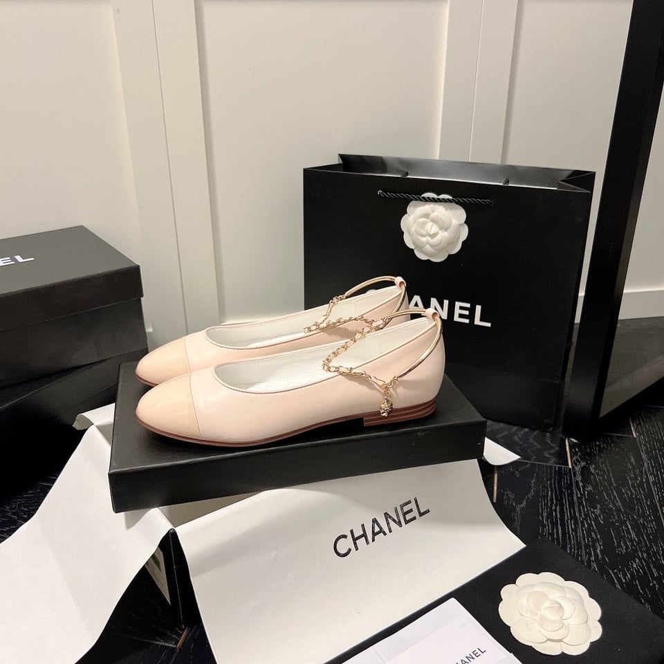 Chanel Interlocking Cc Logo Ballet Flats Light Pink view 9