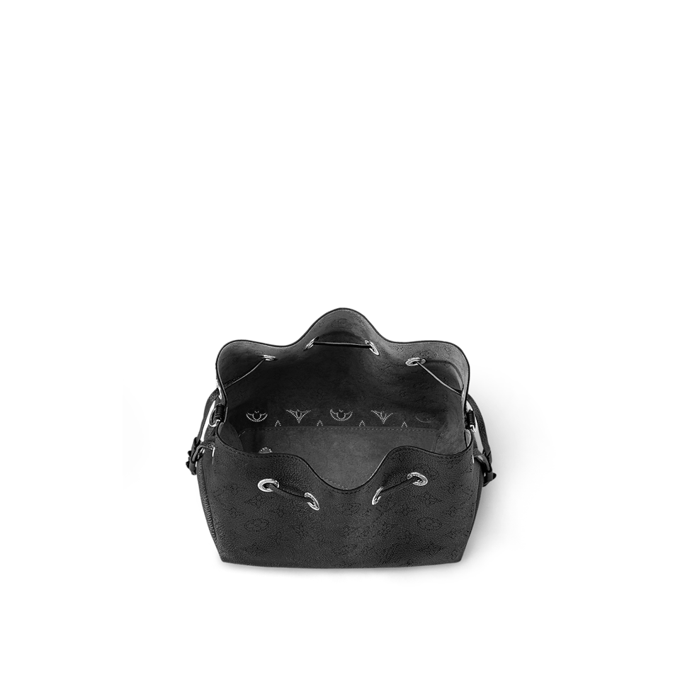 Louis Vuitton Bella M57070 view 4