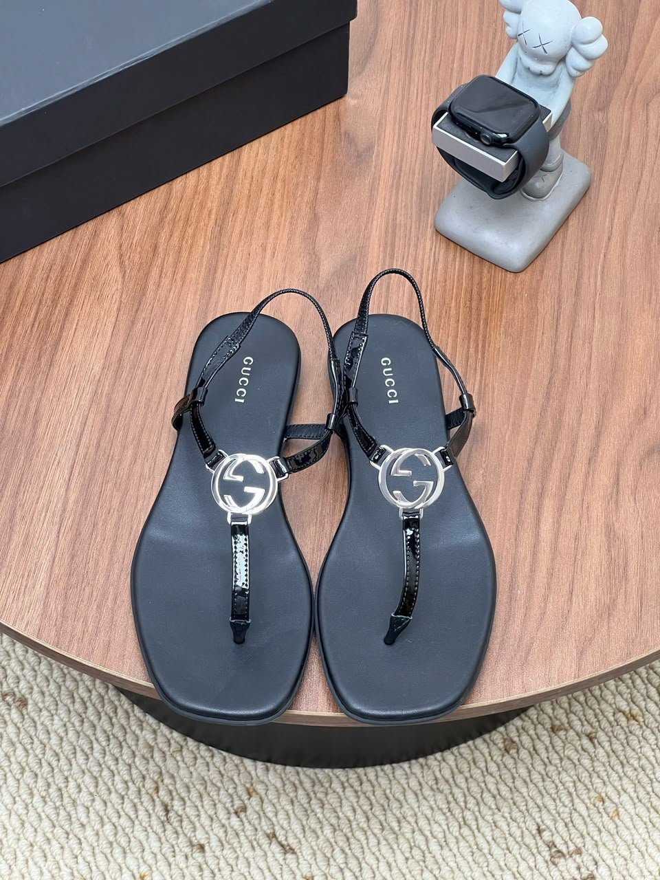 Gucci Thong Sandal With Interlocking G ‎Black 874699 For Women view 9