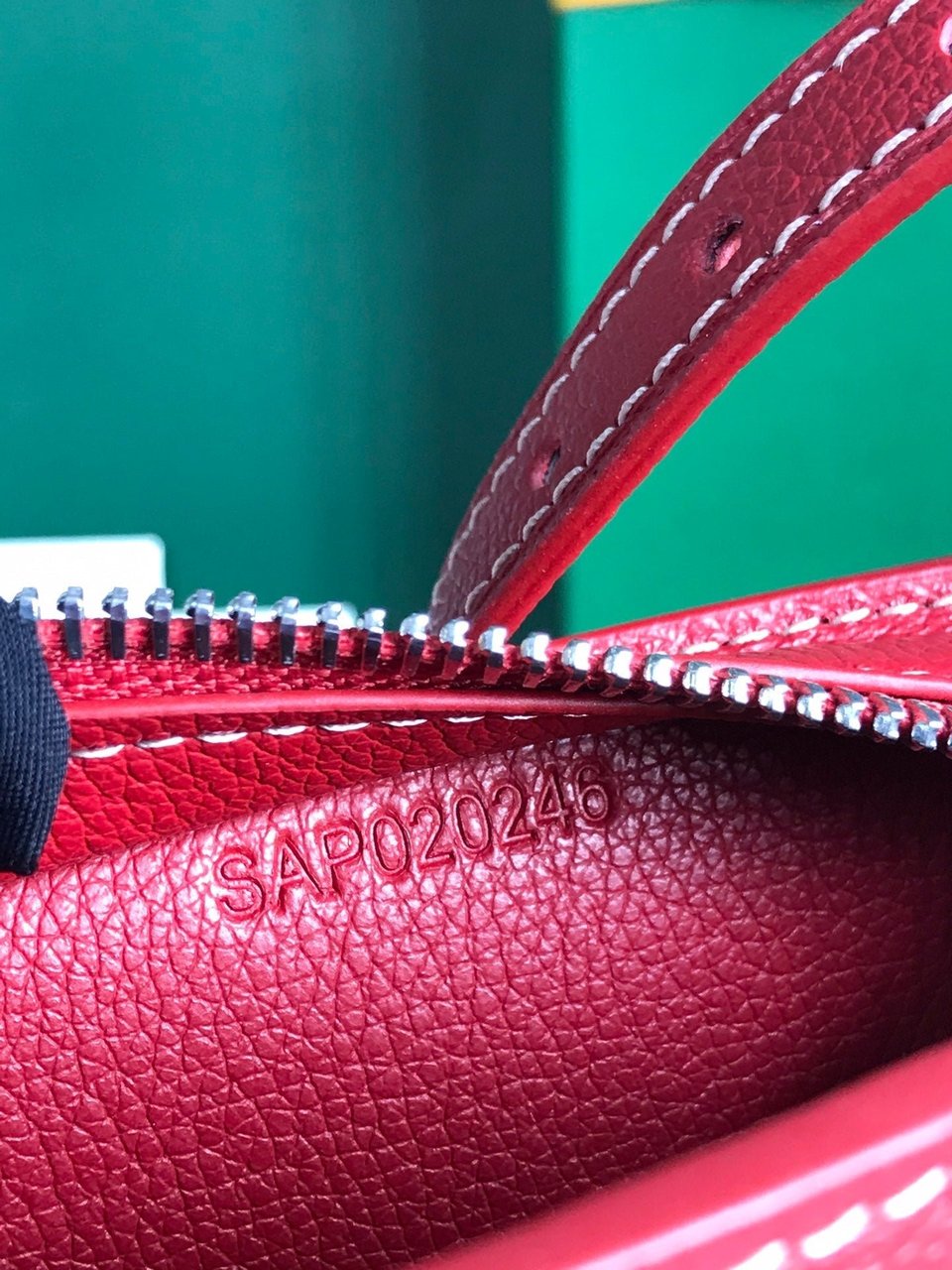 Goyard Hirondelle Bag 25 Cm Classic Red Lambskin And Goyardine Canvas view 6