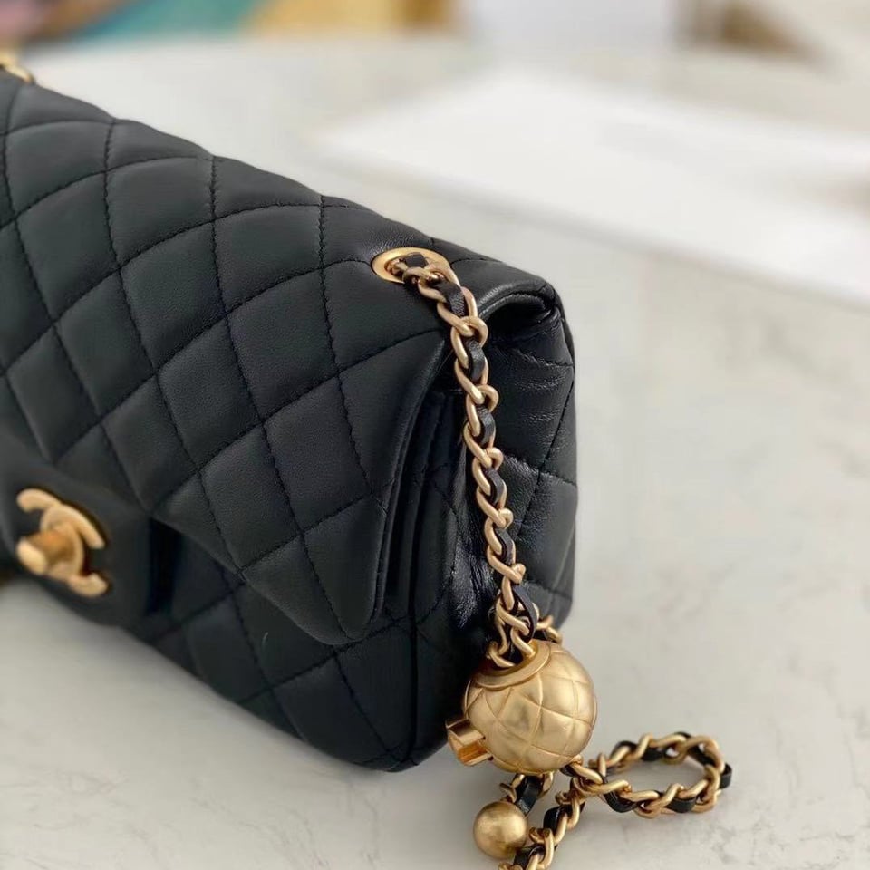 Chanel Shoulder Bag Black 20Cm/7.9in Ap1787 view 7