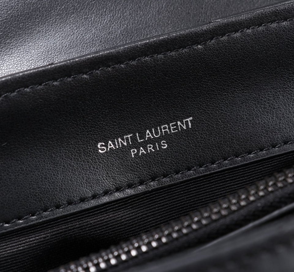 Saint Laurent Loulou Small Chain Bag In Matelasse Y Black Noir 23Cm view 3