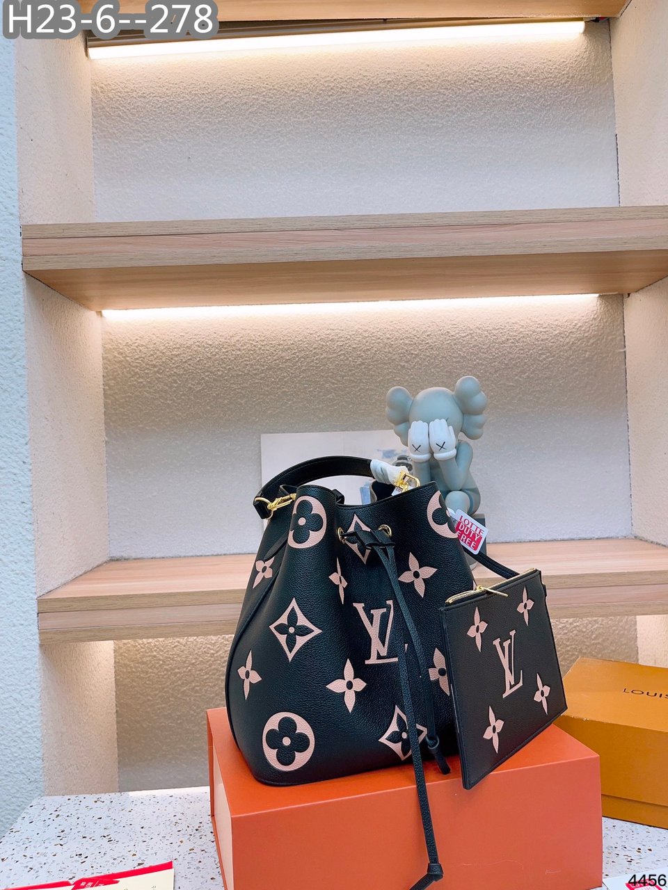 Louis Vuitton N Ono Mm Black 25Cm M45497 view 6