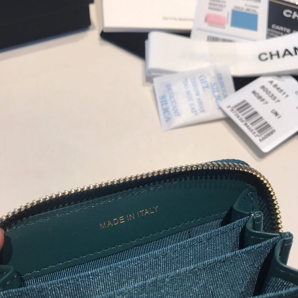 Chanel Zipped Caviar Purse 11 Ocean Calfskin Gold Icon view 6