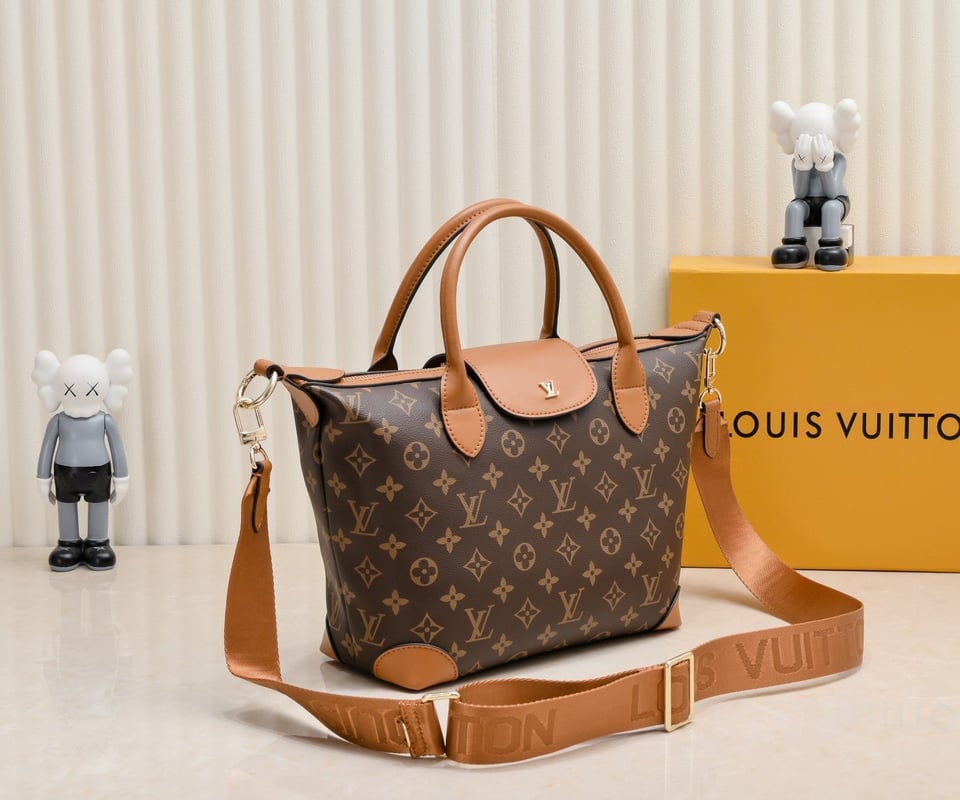 Louis Vuitton Tote Bag Monogram Canvas Brown 26Cm view 6