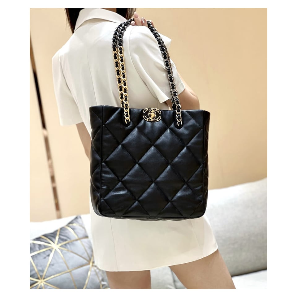 Chanel 19 Black Lambskin Quilted Shopping Bag 37cm view 6