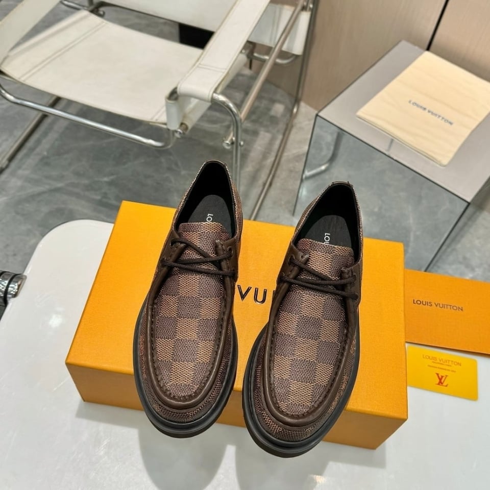 Louis Vuitton Ranger Derby Ebene 1Adg1Q view 4