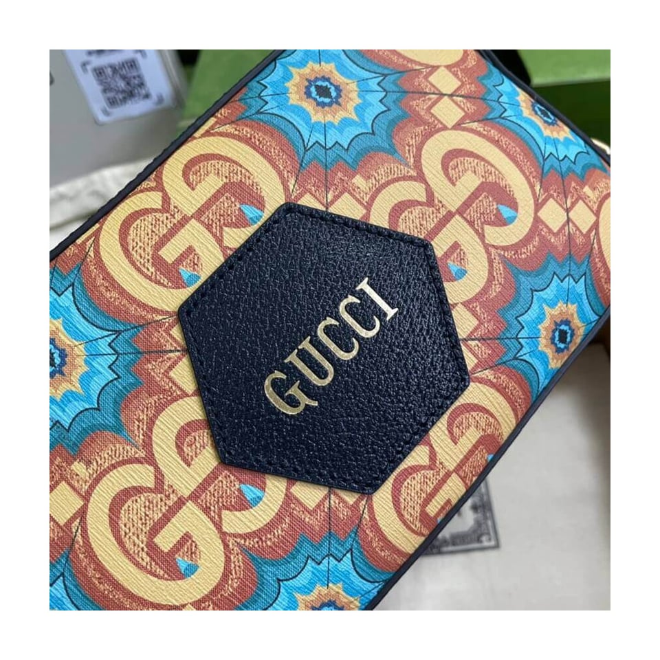 Gucci 100 Messenger Bag view 9