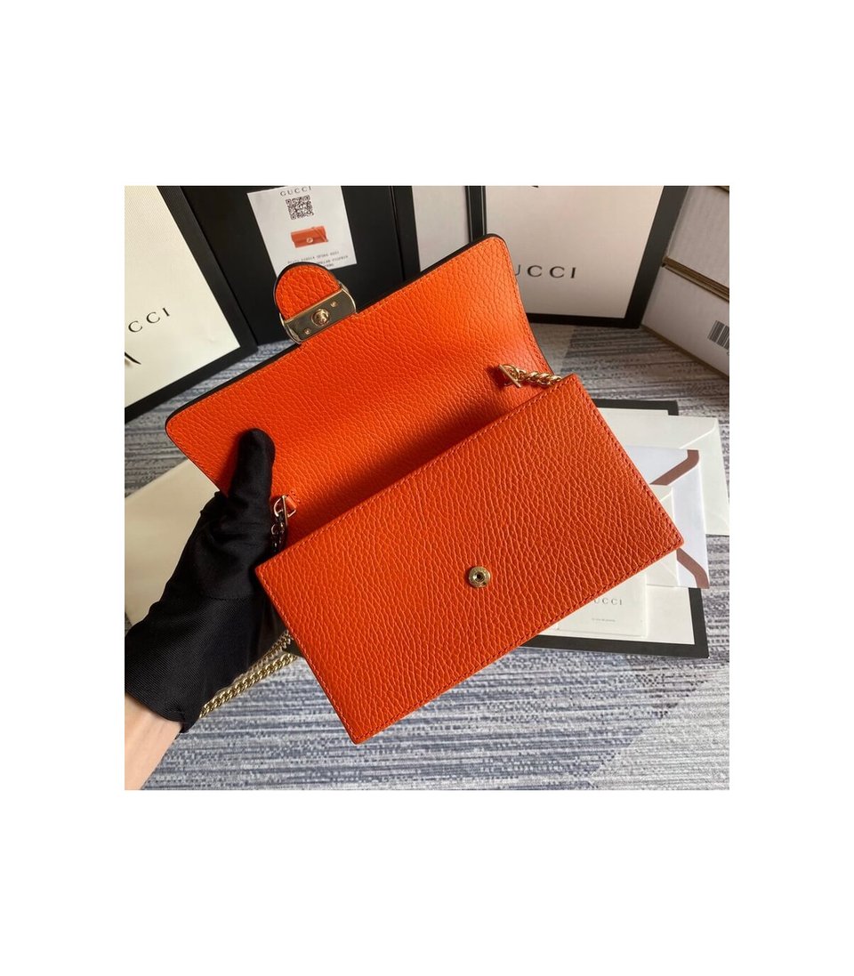 Gucci GG Interlocking Wallet On Chain Orange view 9