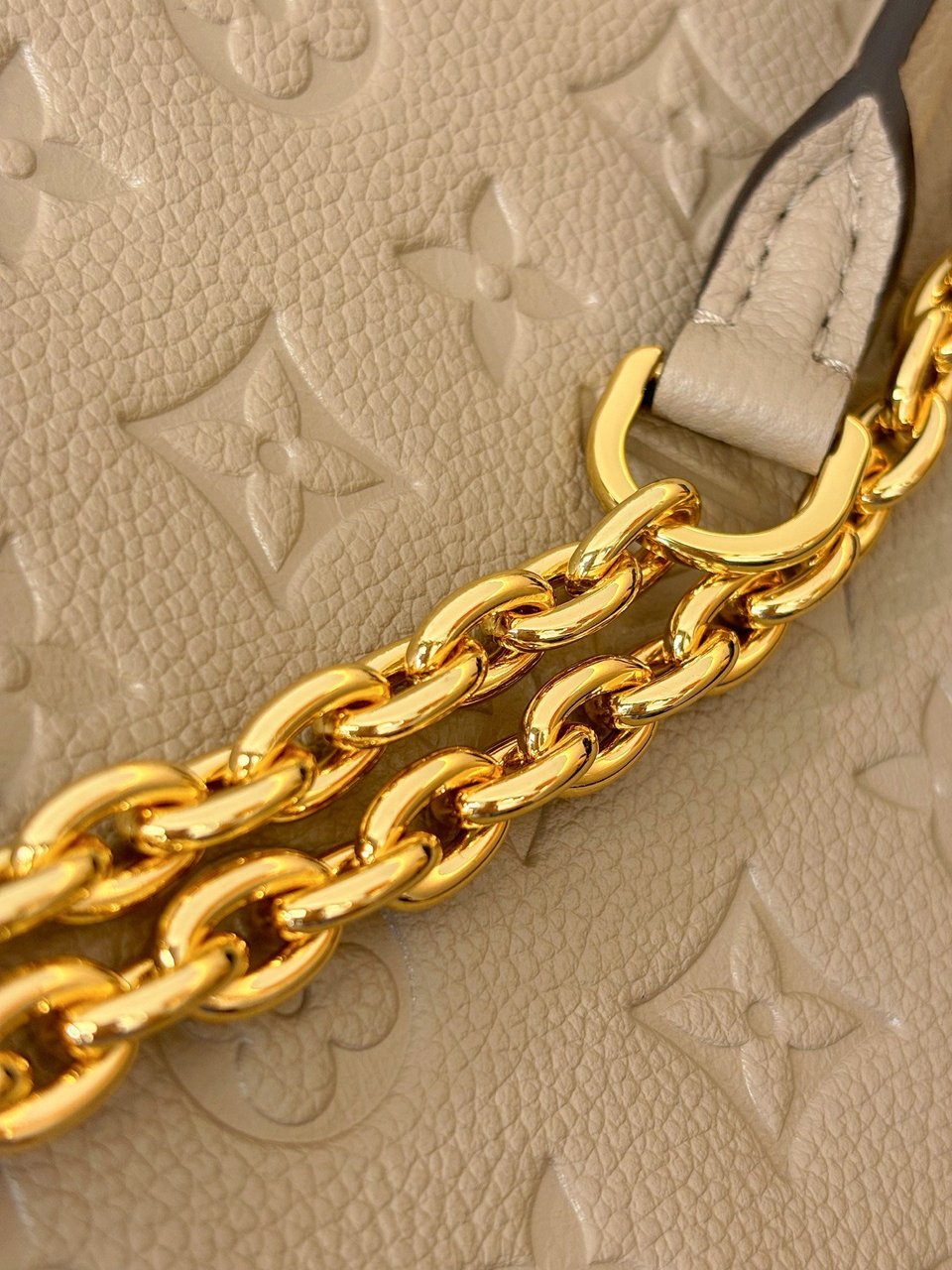 Louis Vuitton LV Anytime MM Monogram Empreinte Bag Tourterelle Gray M14658 42cm/ 16.5in view 11