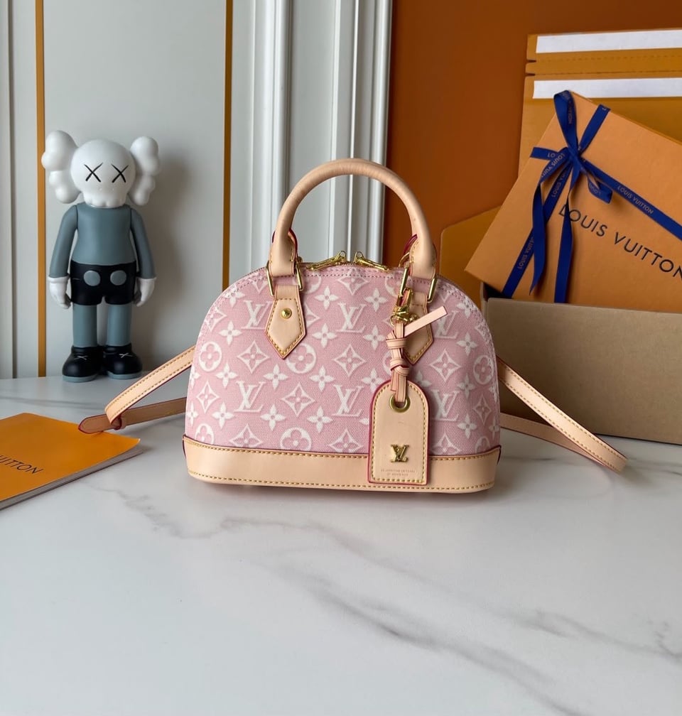 Louis Vuitton Alma BB Monogram Emblème Rose Ruban Color 23.5cm M2A378 view 3
