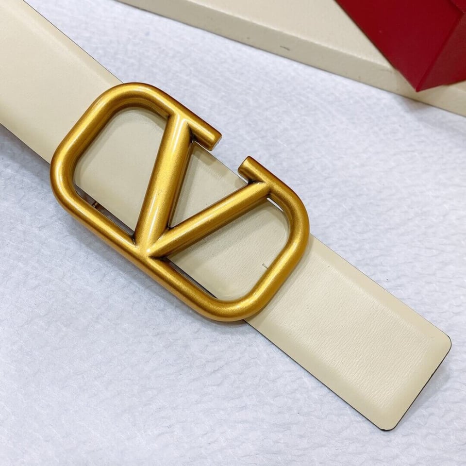 Valentino Reversible Vlogo Signature Belt In Glossy Calfskin 40 mm Women’s Belt White view 6