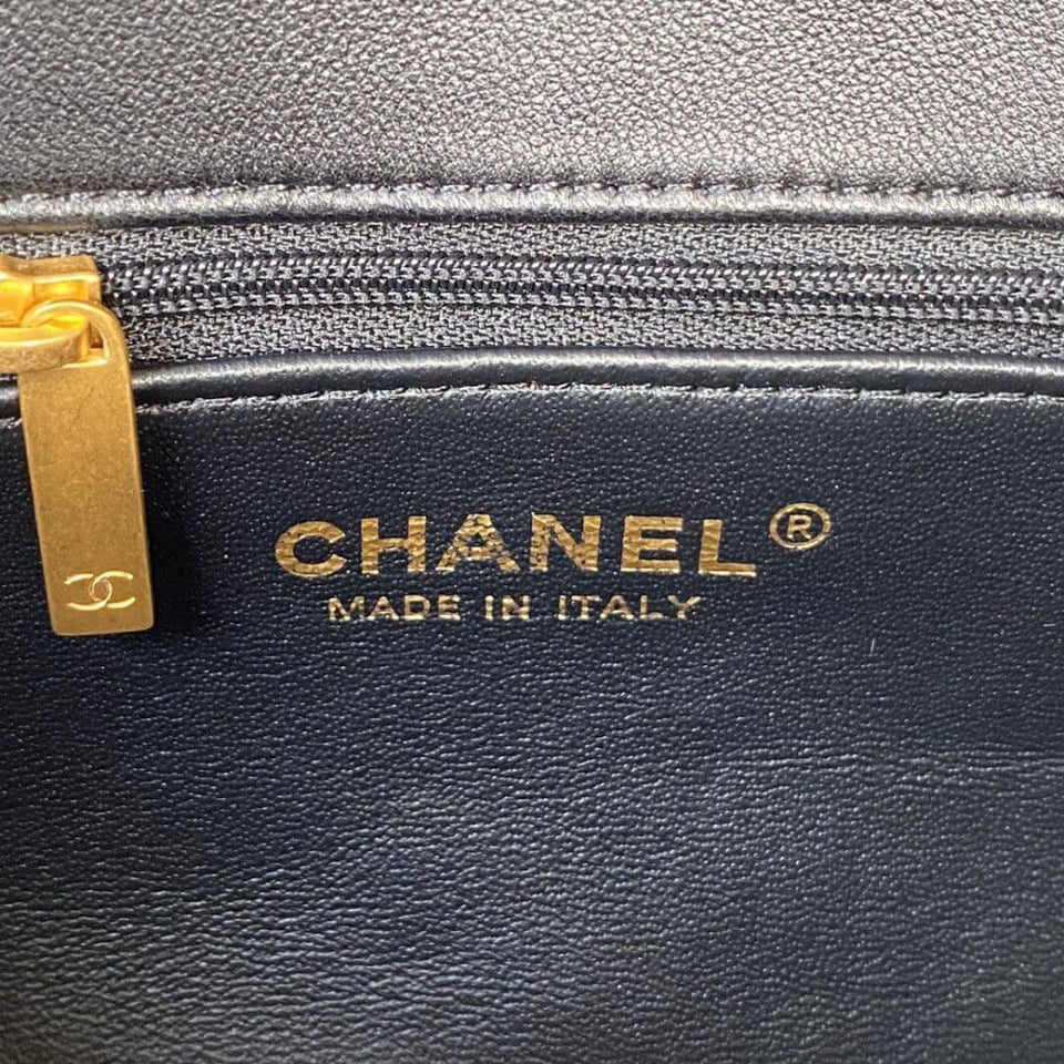 Chanel Mini Flap Bag 20cm Heart Chain view 14