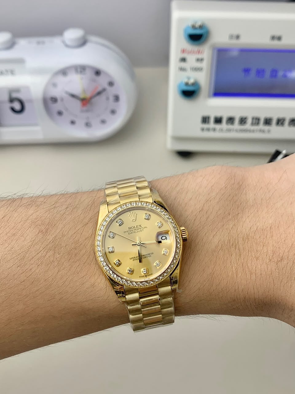 [SUPER CLONE] Rolex Datejust 31mm Yellow Gold Ladies 278288RBR view 4