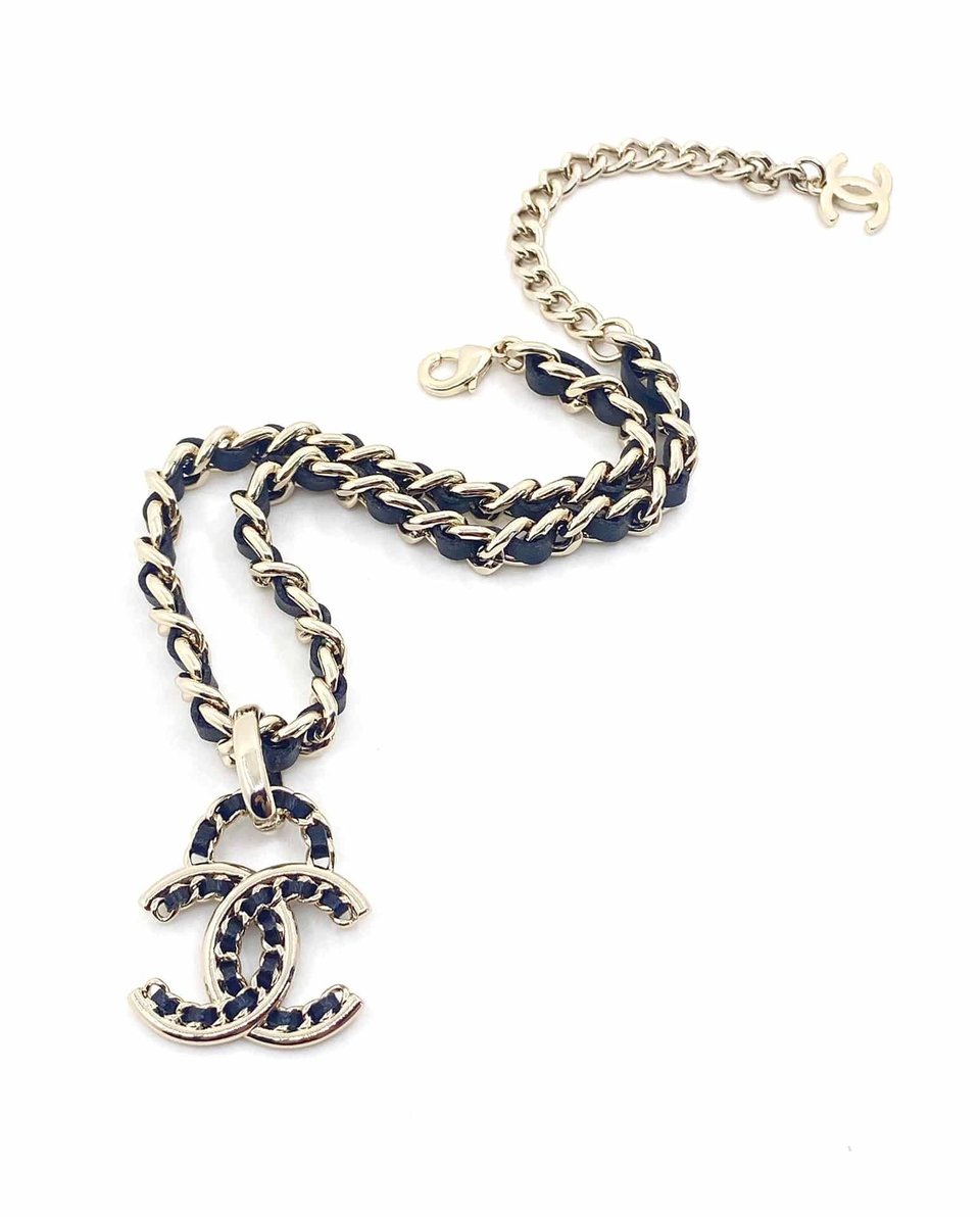 Chanel Metal Chain Cc Choker Necklace Gold view 2
