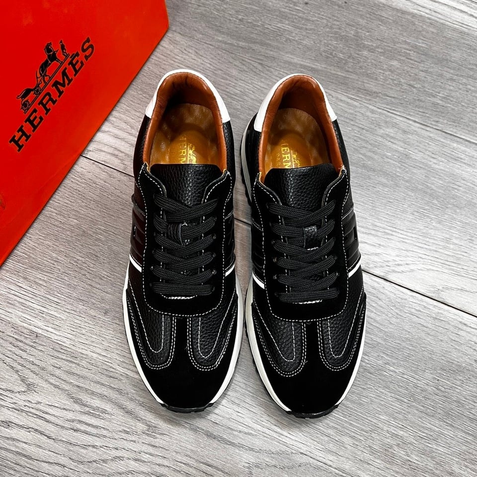 Hermes Trail Sneaker Black view 9