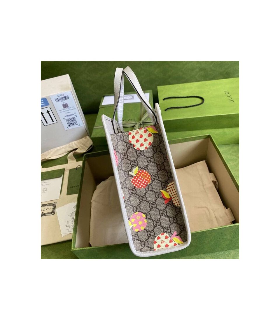 Gucci Children’s GG Heart Apple Pattern Tote view 5