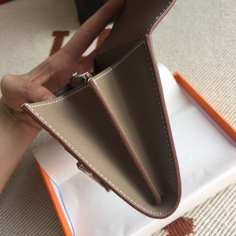 Hermes Wallets view 8
