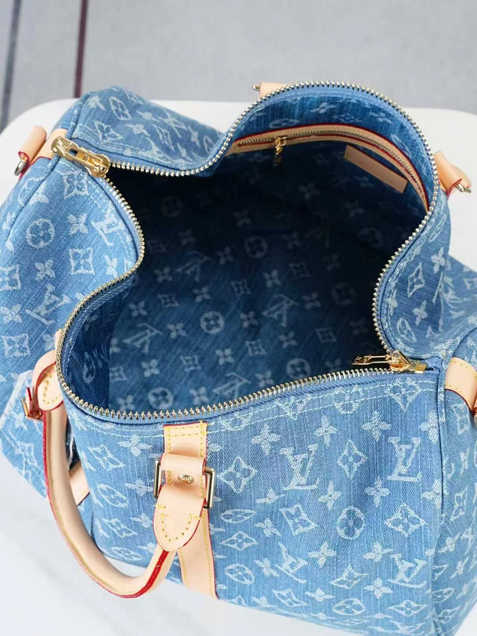 Louis Vuitton Keepall 45 Bag Blue Denim Fabric M27943 view 6