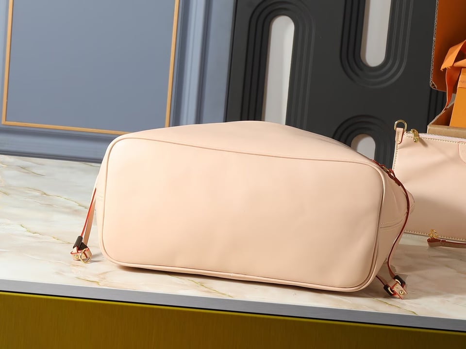 Louis Vuitton Neverfull MM Bag Beige 47cm M27635 view 5