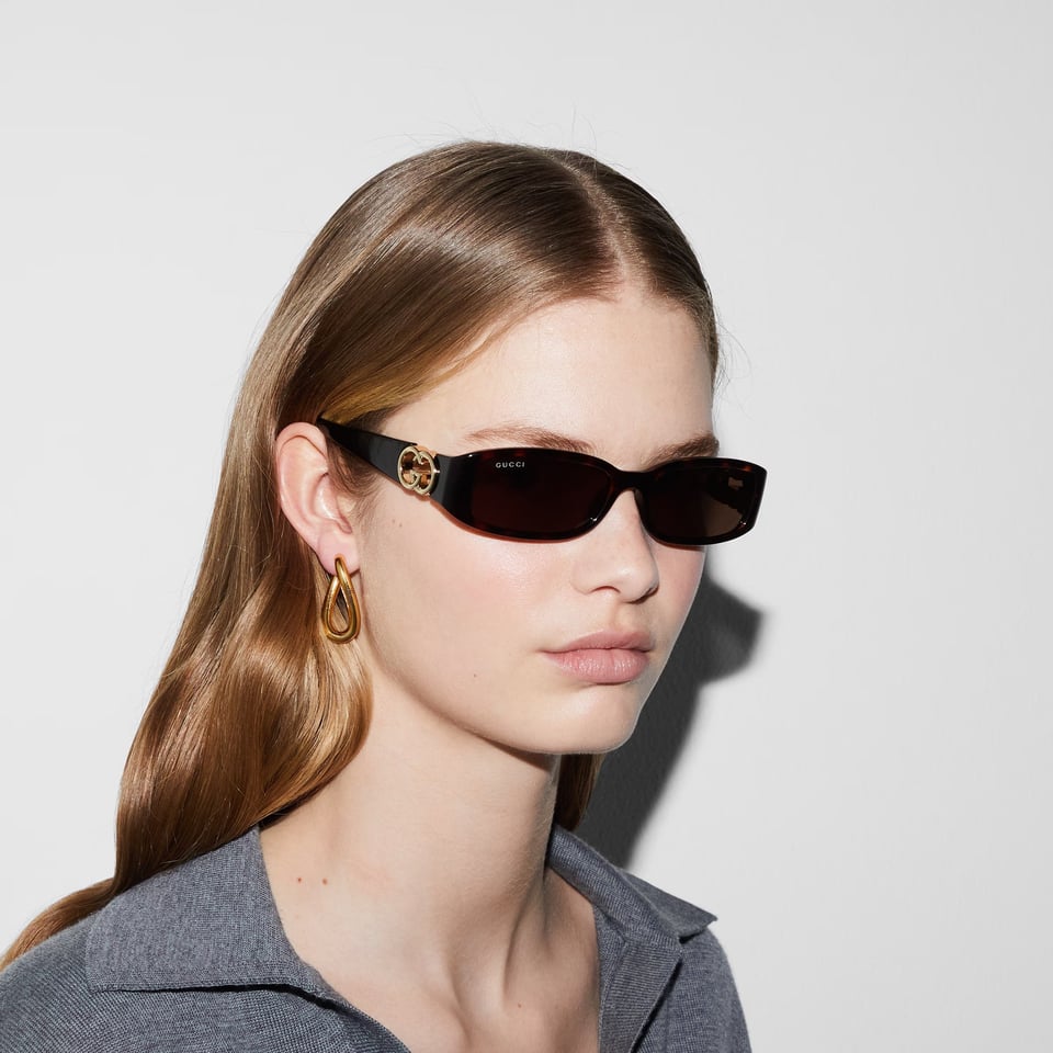 Gucci Dark Tortoiseshell Rectangular Frame Sunglasses GG1661S view 4