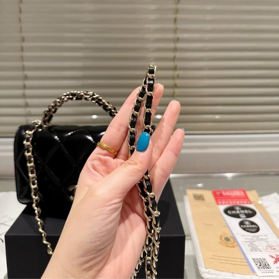 Chanel 24B Metal Twist Woc Black 20Cm/7.8in view 6