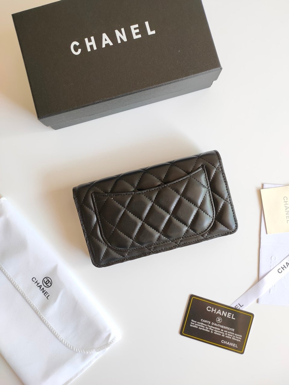 Chanel Zipped Long Purse 19 Black Calfskin Gold Icon view 8