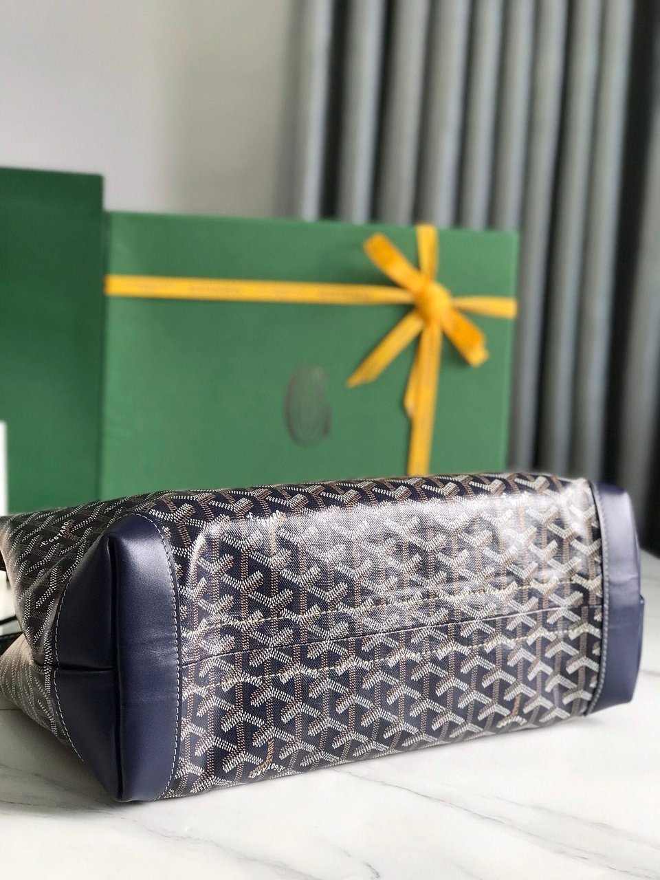Goyard Bellechasse Biaude Pm Bag 36cm Navy Blue Goyardine Canvas And Calfskin Trim view 3