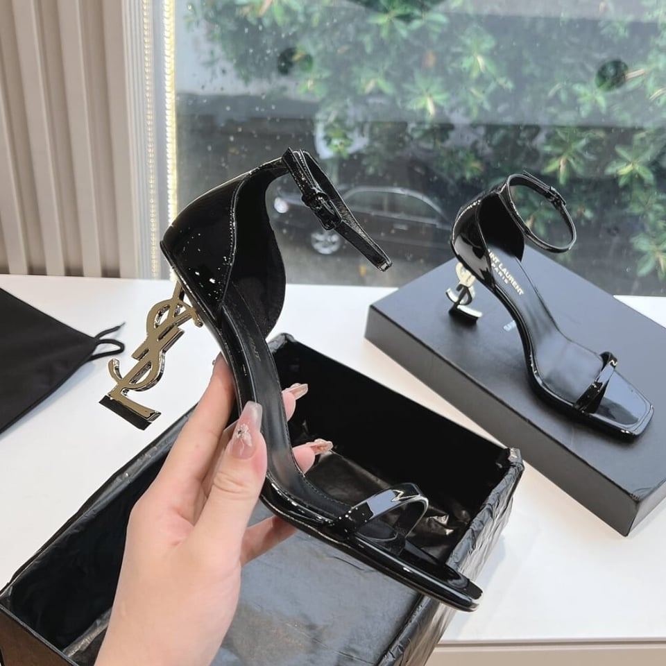 Saint Laurent Opyum Sandals In Black 5576620Npkk1000 view 3