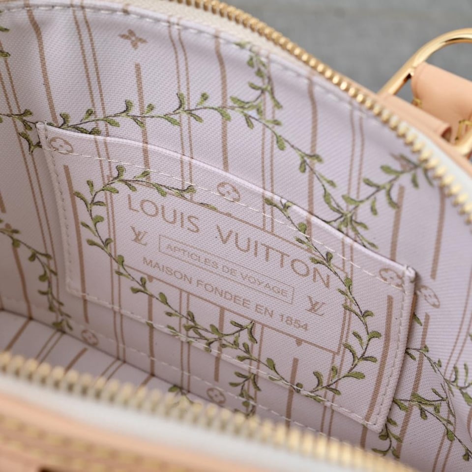 Louis Vuitton Alma BB Bag 23.5cm M28672 view 8