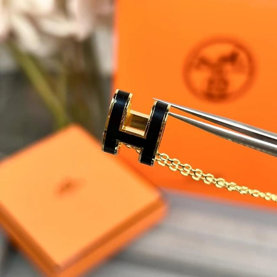 Hermes Mini Pop H Pendant Necklace Black And Gold view 7