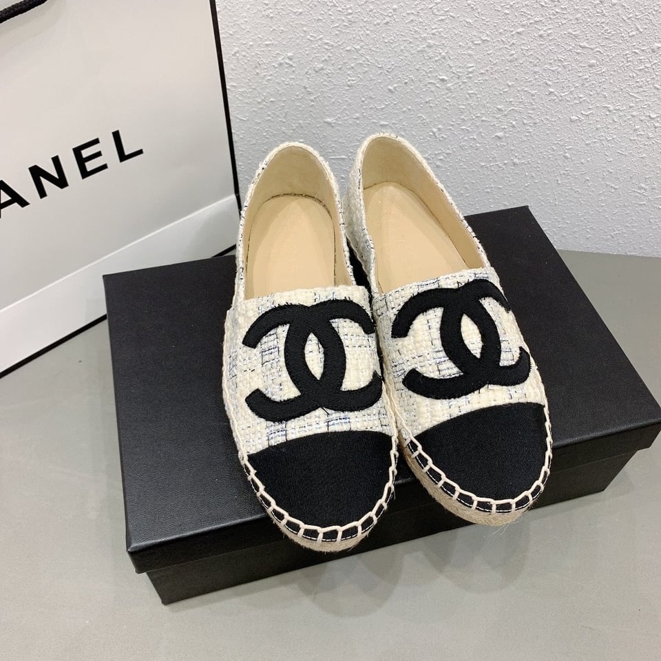 Chanel Tweed Cc Espadrilles Slip On White Blue Black view 6