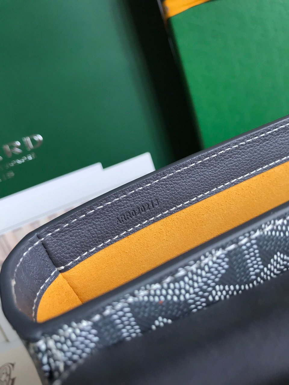 Goyard 233 Bag 25 Cm Gray Calfskin And Goyardine Canvas 25cm view 4