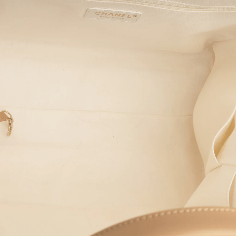 Chanel Shopping Bag With Pearls White 38Cm view 6