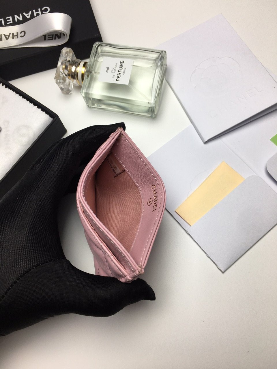 Chanel Card Holder 11.2 Baby Pink Calfskin Silver Icon view 6