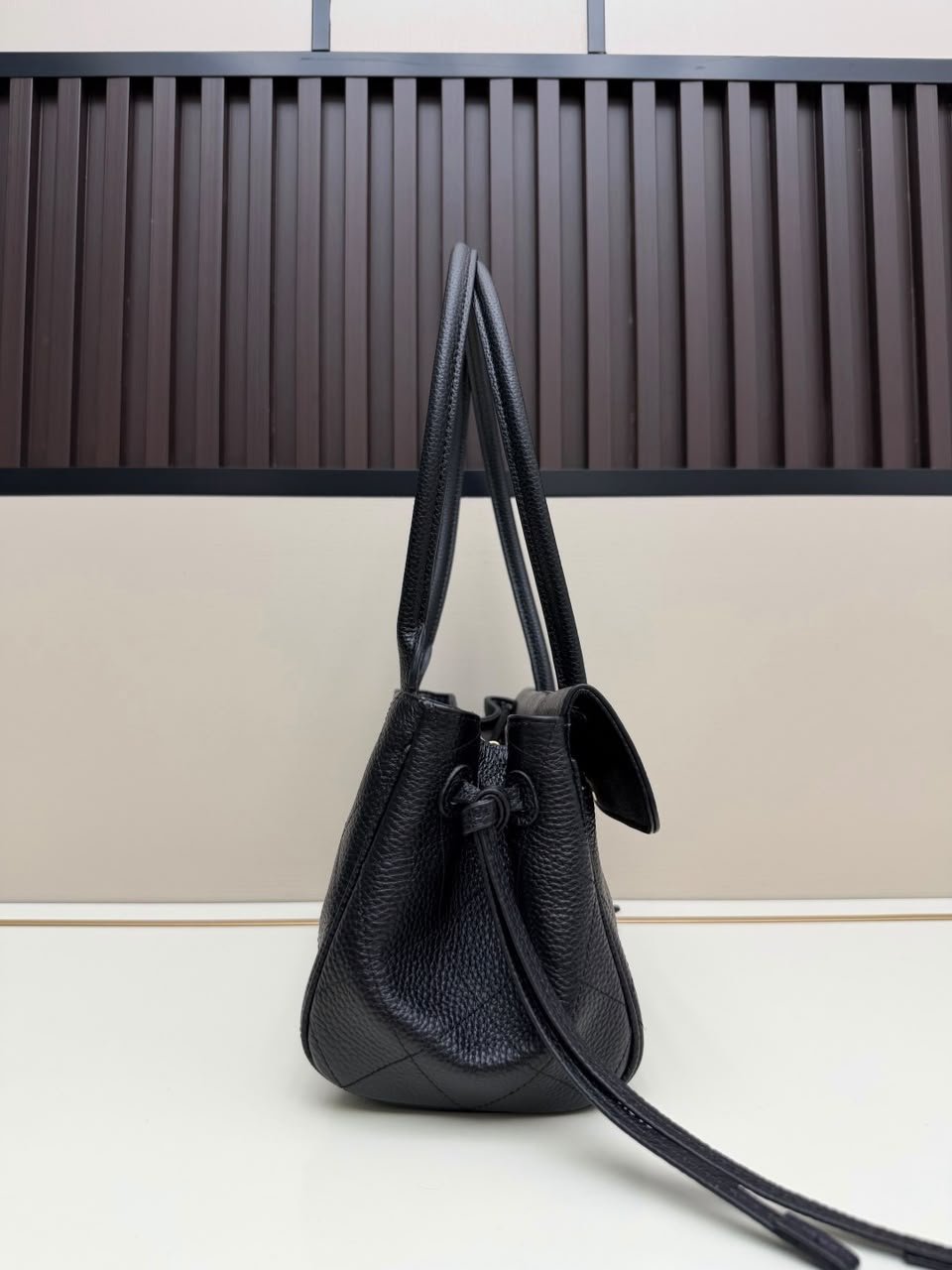 Chanel Small Shopping Bag Calfskin With Grain Effect &amp; Gold Metallic Black 32cm/12.6in AS6288 view 4