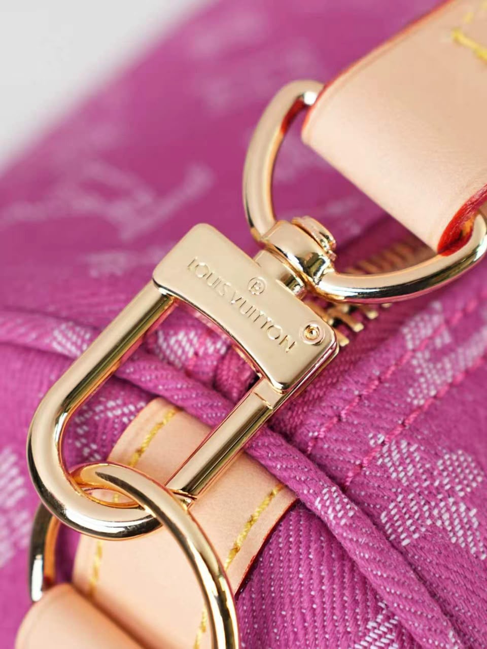 Louis Vuitton Keepall 45 Bag Fuchsia Denim M27944 view 8