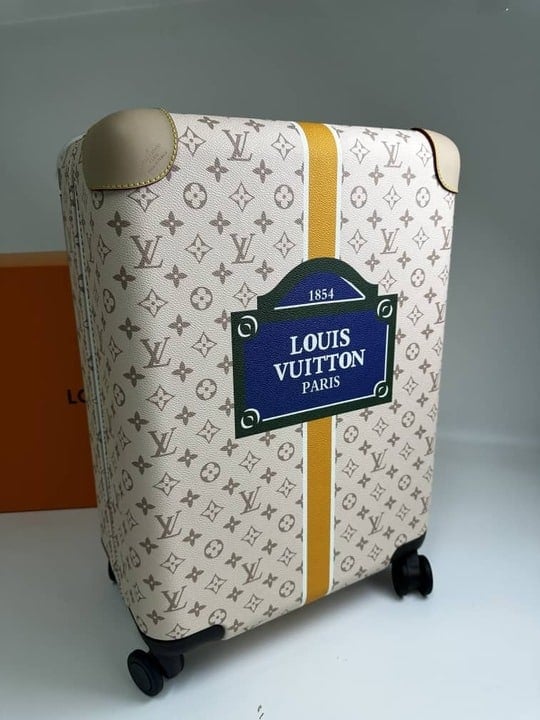 Louis Vuitton Horizon 55 Suitcase Coated Canvas Saffron 55Cm M10280 view 4