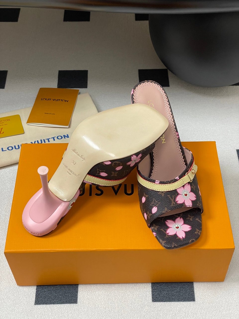 Louis Vuitton x Takashi Murakami Cherry Blossom Mule Brown Monogram Canvas view 6
