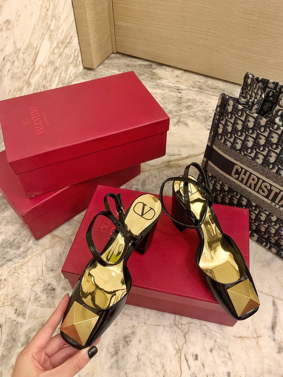 Valentino One Stud Pump In Patent Leather 90Mm Black Xw2S0Dt4Laf0No view 6