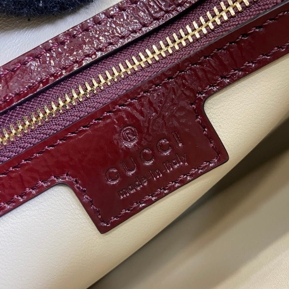 Gucci Jackie Small Shoulder Bag Patent Leather 27.5cm view 13