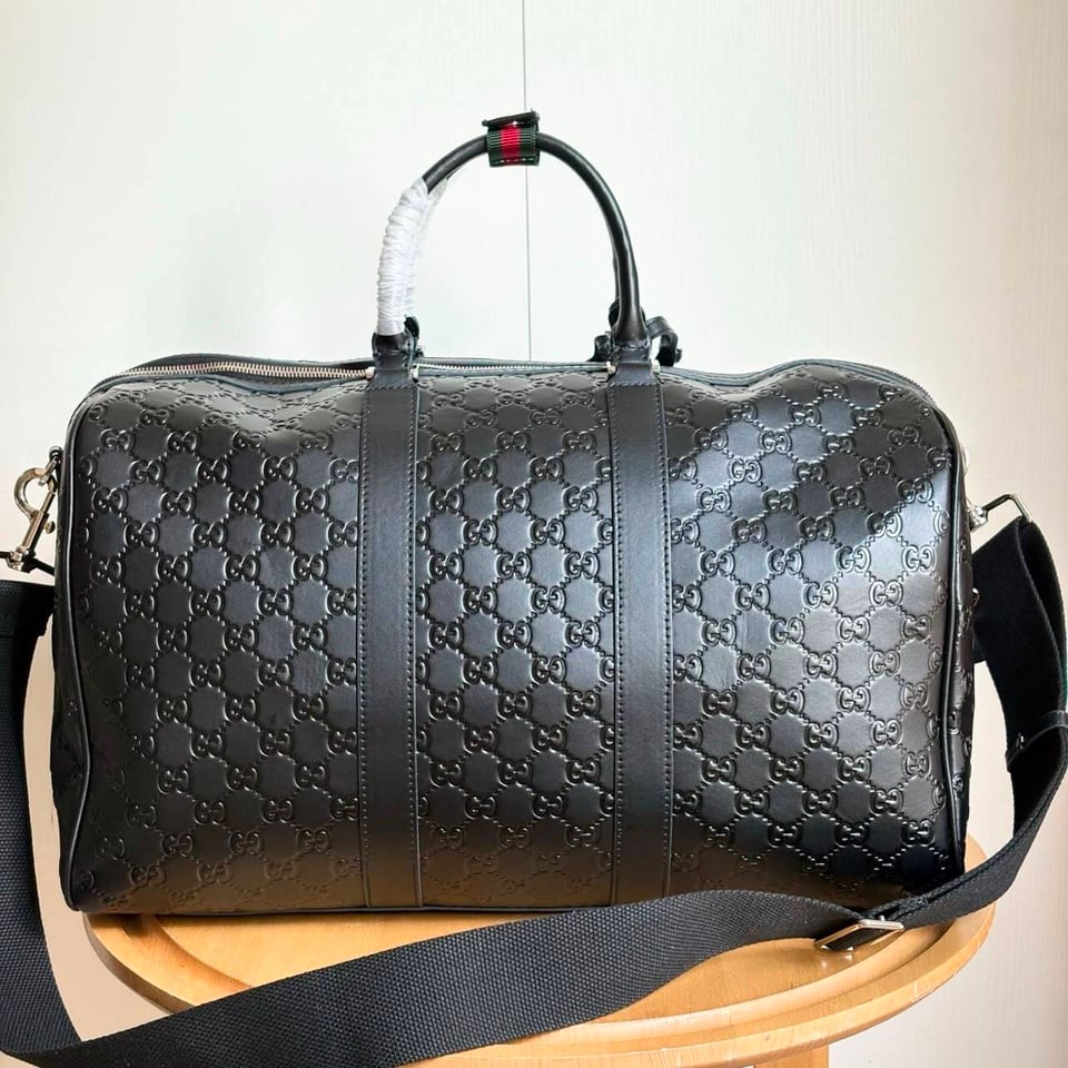 Gucci GG Emblem Medium Duffle Bag Black 45cm/29in view 7