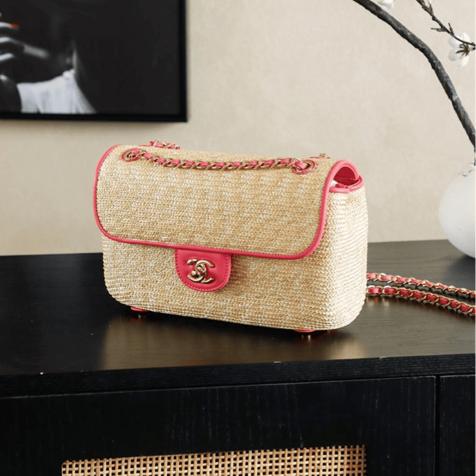 Chanel Flap Bag 23cm/9.1in view 4