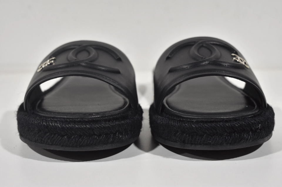 Chanel 23C CC Logo Leather Sandals Black view 5