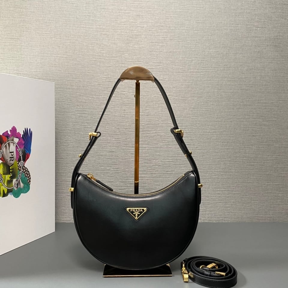 Prada Arqué Leather Shoulder Bag Black 22.5cm view 4