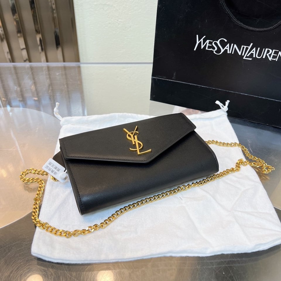 Saint Laurent Uptown Chain Wallet In Grain De Poudre Embossed Black 19Cm view 11