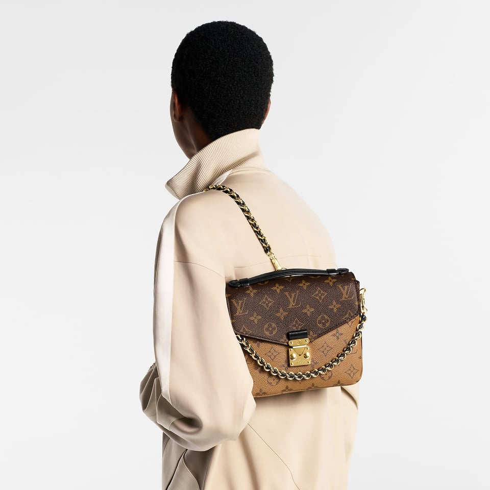 Louis Vuitton Pochette Métis Backpack M11941 view 7