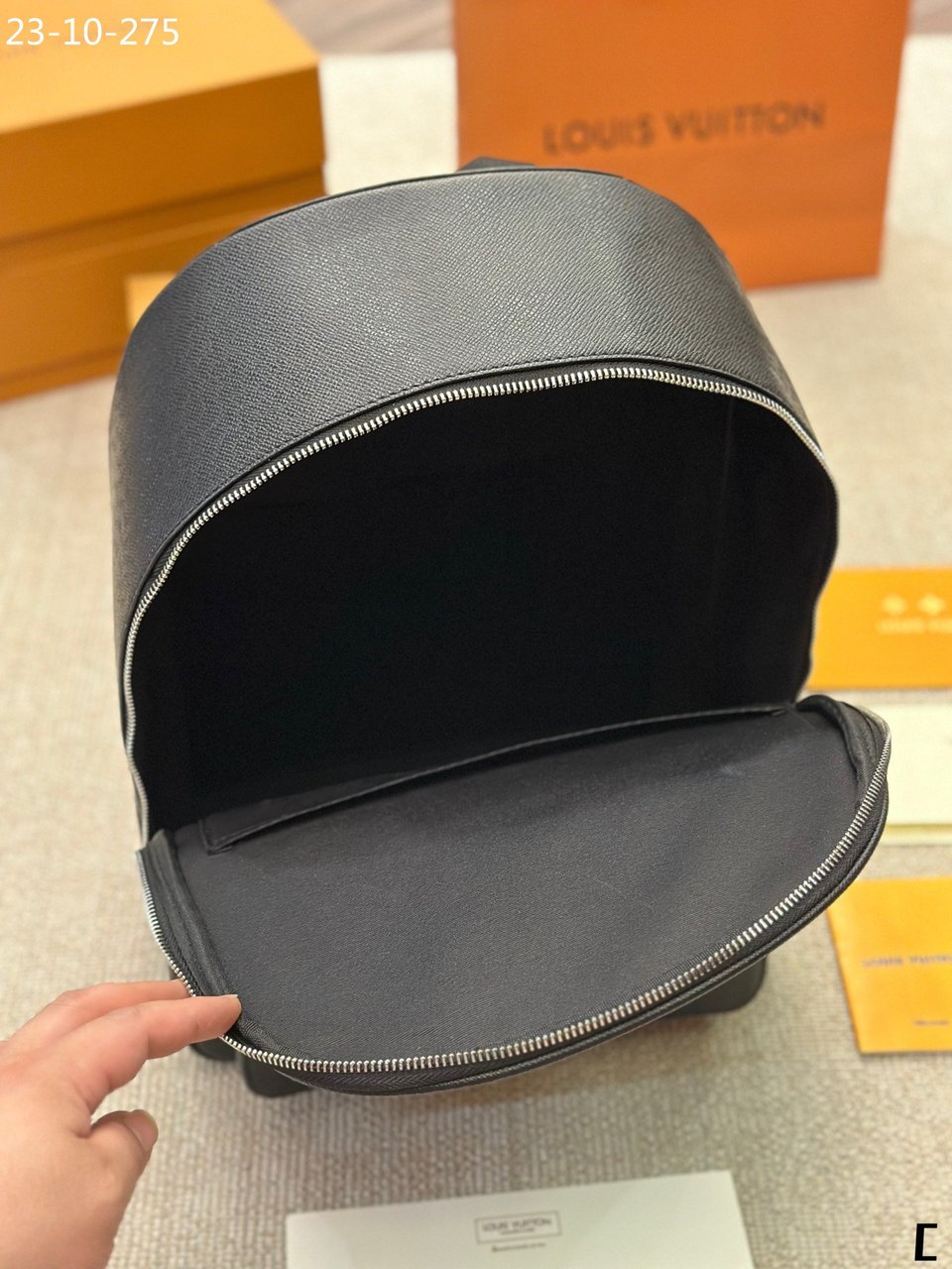 Louis Vuitton Discovery Backpack Black 42Cm view 6