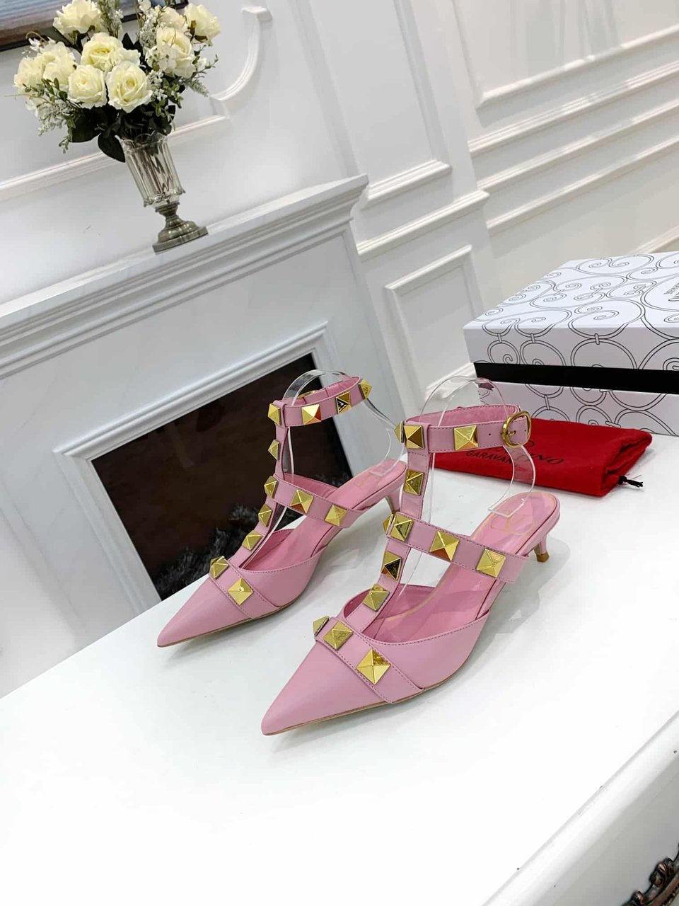 Valentino Garavani Roman Stud Kitten Heel Pumps Pink view 9