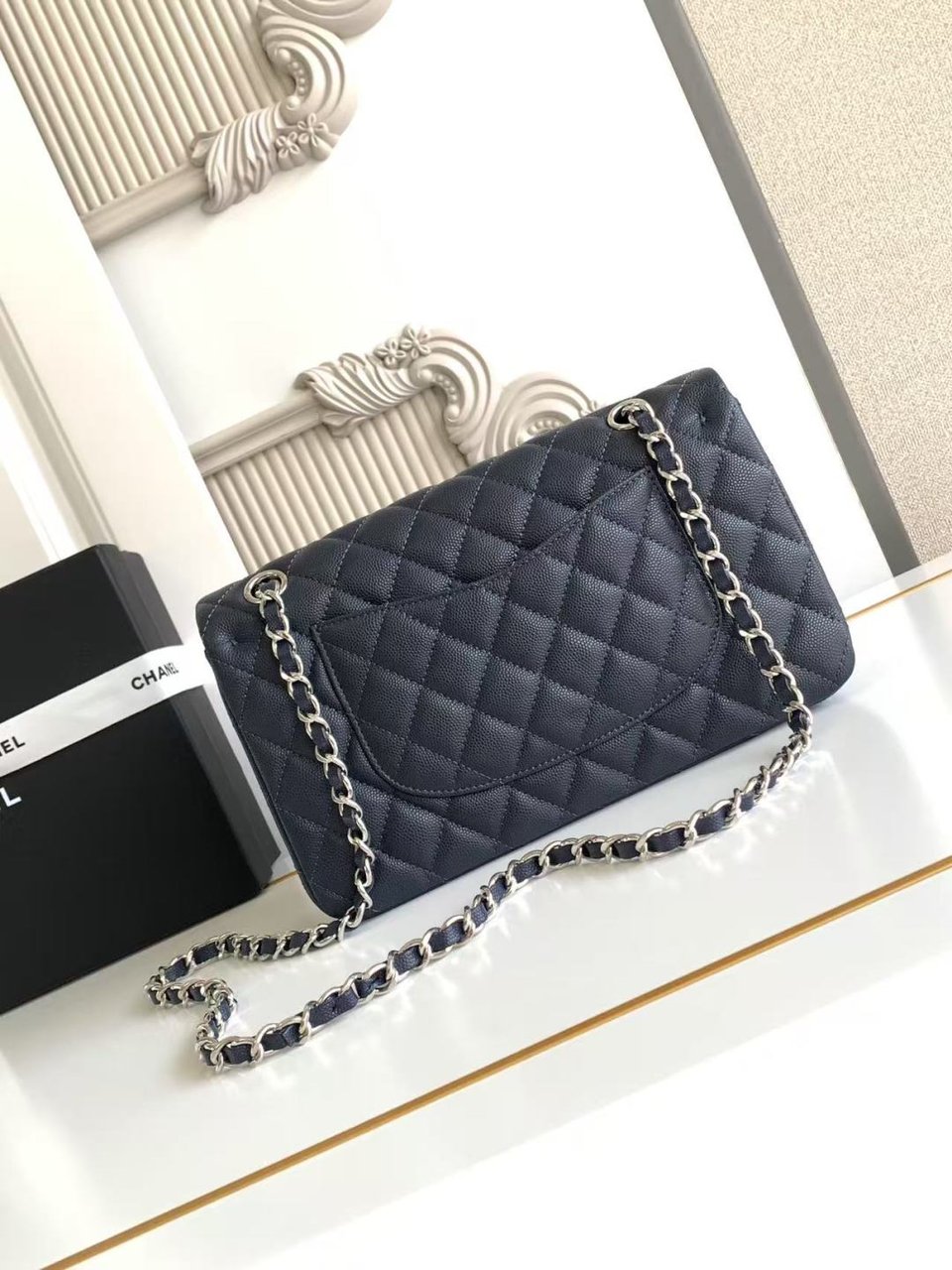 Chanel Classic Flap Bag 25 cm Navy Blue Silver-Tone Hardware A01112 view 11